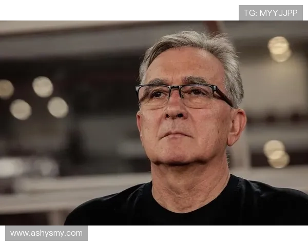 伊万谈费南多缺席东亚杯质疑塞鸟为何不给他更多机会